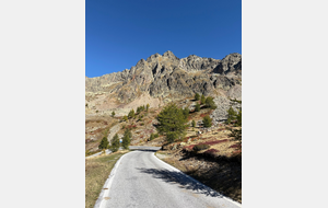 8-Dans la descente du Col de la Lombarde, versant italien